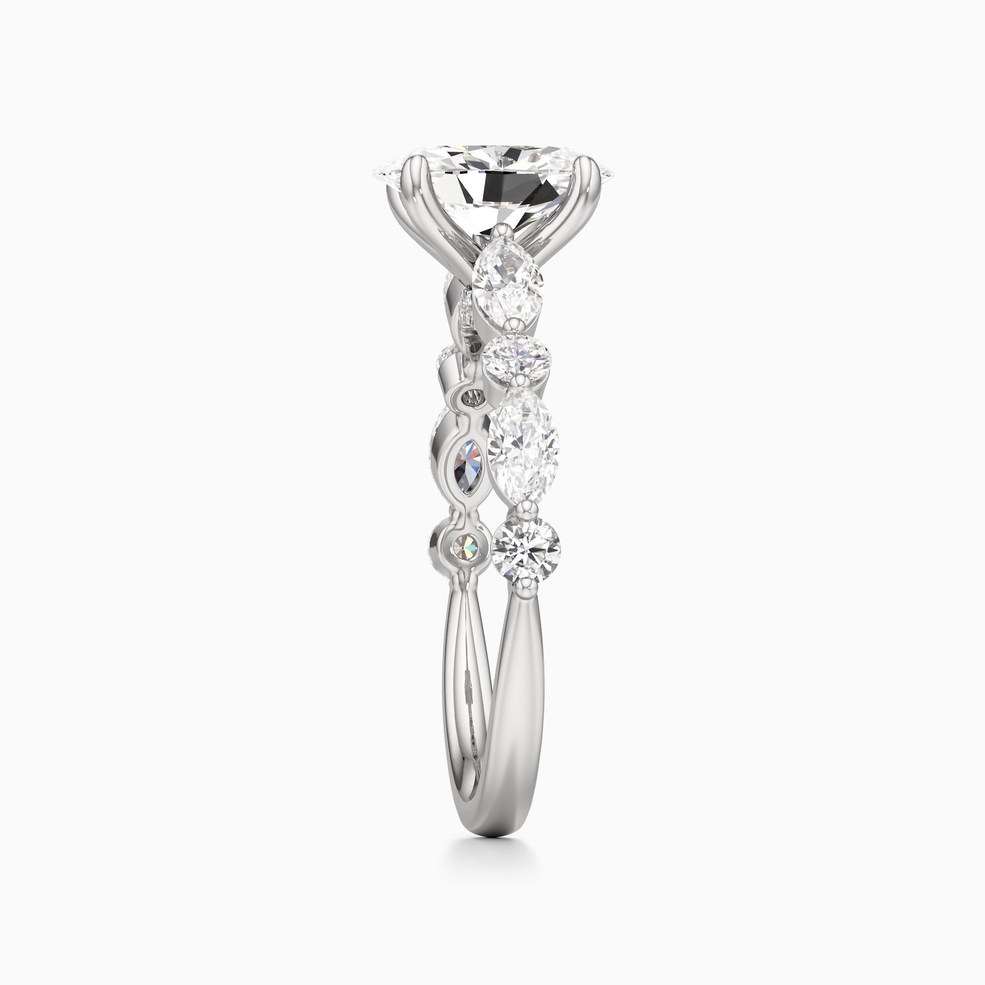 Lila Lab Grown Diamond Oval Engagement Ring - Side view – Image 4 of 4