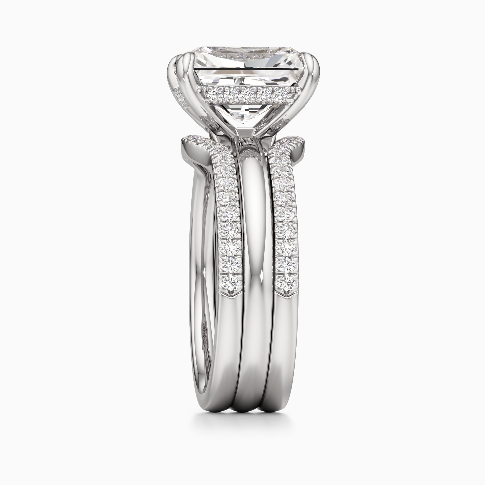 rêve Cara Lab Grown Diamond Radiant-Cut Engagement Ring with Wedding Bands - Side view – Image 4 of 4